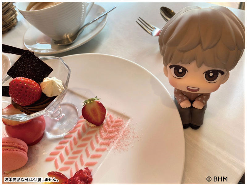 IN-STOCK MegaHouse - Look Up - TinyTAN Dynamite Ver. - Jin [EXCLUSIVE]