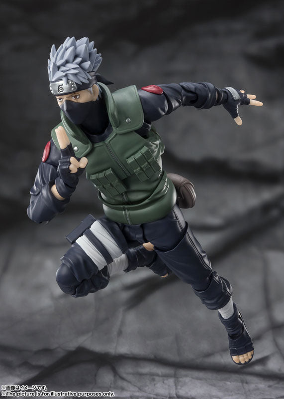 PRE-ORDER Bandai - S.H.Figuarts - Naruto Shippuden - Kakashi Hatake: The famed Sharingan Hero [November 2024 Release]