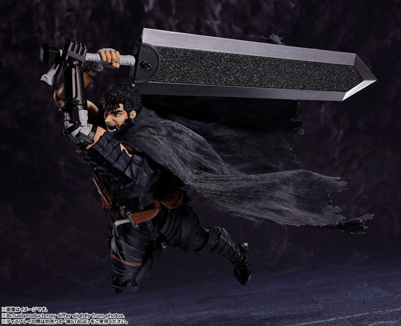 IN-STOCK Bandai - S.H.Figuarts - Berserk - Guts: Berserker Armor [JP]