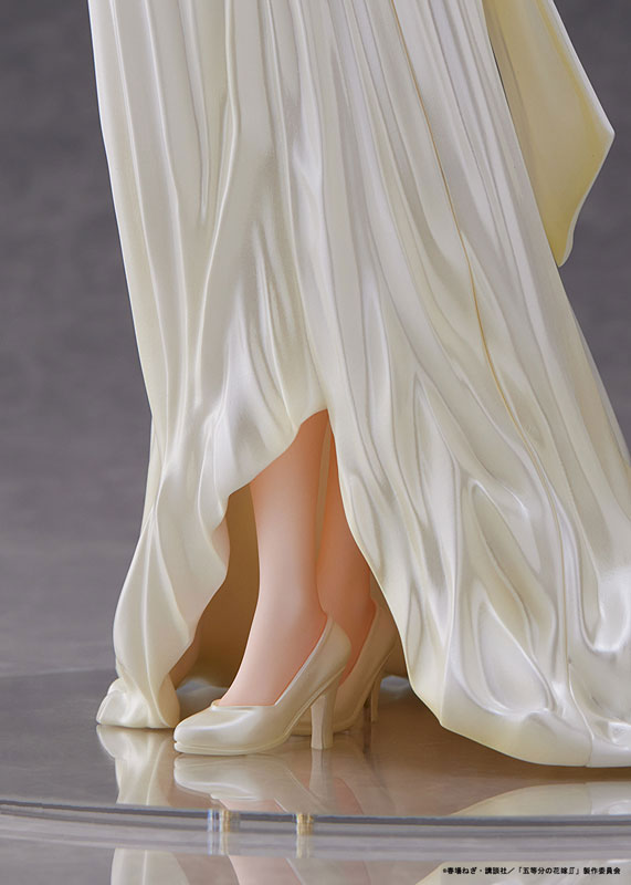 PRE-ORDER Amakuni - The Quintessential Quintuplets - Ichika Nakano Wedding Ver. 1/7 [EXCLUSIVE]