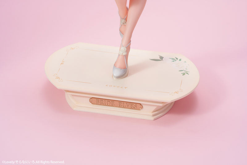 PRE-ORDER Lovely - Wife Erof Illustrated by Sora Nani Iro 1/5.5