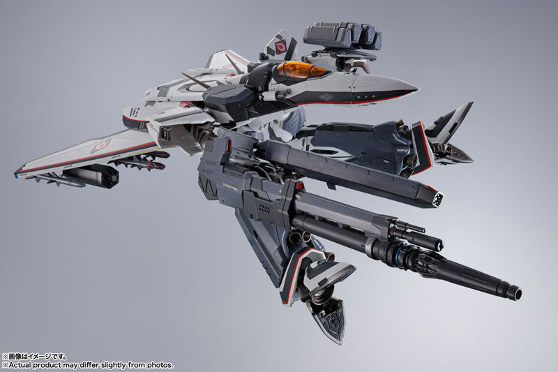 PRE-ORDER Bandai - DX Chogokin - Macross Frontier - VF-171EX Armed Nightmare Plus EX: Alto Saotome Use: Revival Ver.