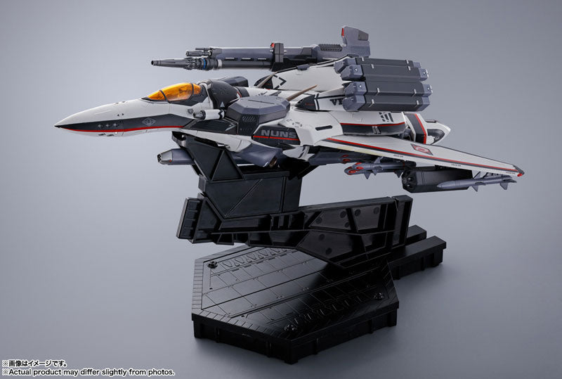 PRE-ORDER Bandai - DX Chogokin - Macross Frontier - VF-171EX Armed Nightmare Plus EX: Alto Saotome Use: Revival Ver.