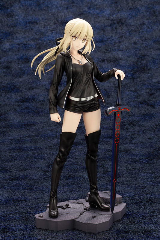 PRE-ORDER Kotobukiya - Fate/Grand Order - Saber/Altria Pendragon 〔Alter〕 Casual Ver. 1/7 [May 2024 Release]