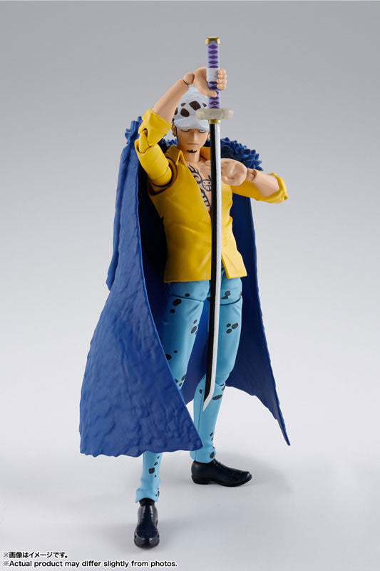 PRE-ORDER Bandai - S.H.Figuarts - One Piece - Trafalgar Law -The Raid on Onigashima-