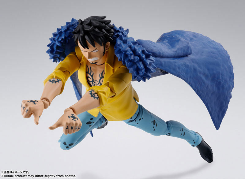 PRE-ORDER Bandai - S.H.Figuarts - One Piece - Trafalgar Law -The Raid on Onigashima-