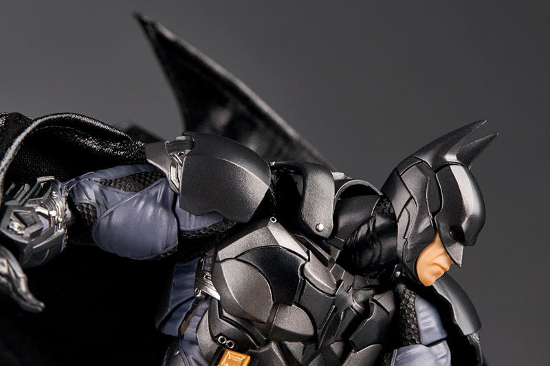 PRE-ORDER Kaiyodo - Revoltech Amazing Yamaguchi - Batman - Batman: Arkham Knight Ver.