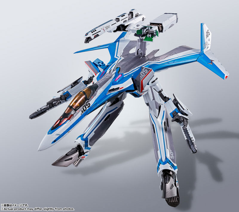 PRE-ORDER Bandai - DX Chogokin - Macross Delta - VF-31J Super Siegfried (Hayate Immelmann Custom) Revival Ver.