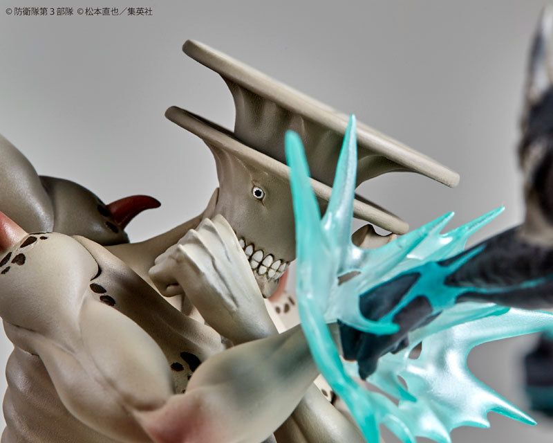 PRE-ORDER Kaiyodo - Kaiju No. 8 - Kaiju No. 8 vs Kaiju No. 9 1/18