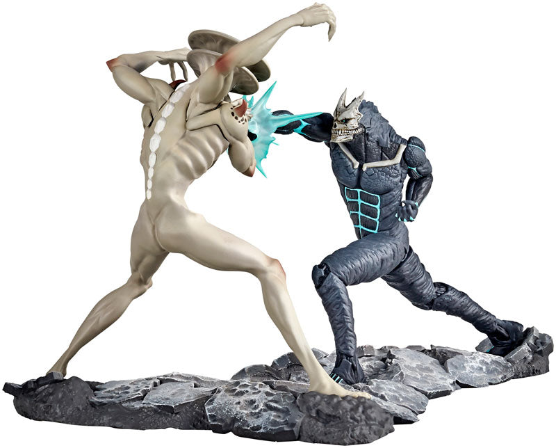 PRE-ORDER Kaiyodo - Kaiju No. 8 - Kaiju No. 8 vs Kaiju No. 9 1/18