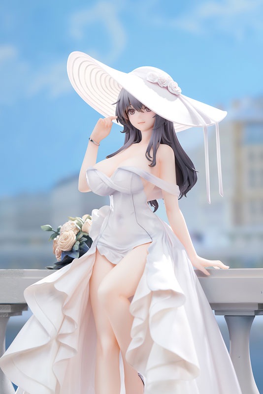PRE-ORDER Apex - Azur Lane - Charybdis: Brilliant Belle Ver. 1/7