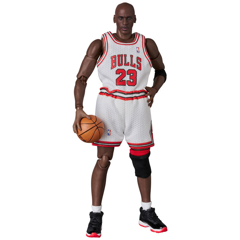 PRE-ORDER Medicom Toy - MAFEX No. 255 - NBA - Michael Jordan: Chicago Bulls HOME
