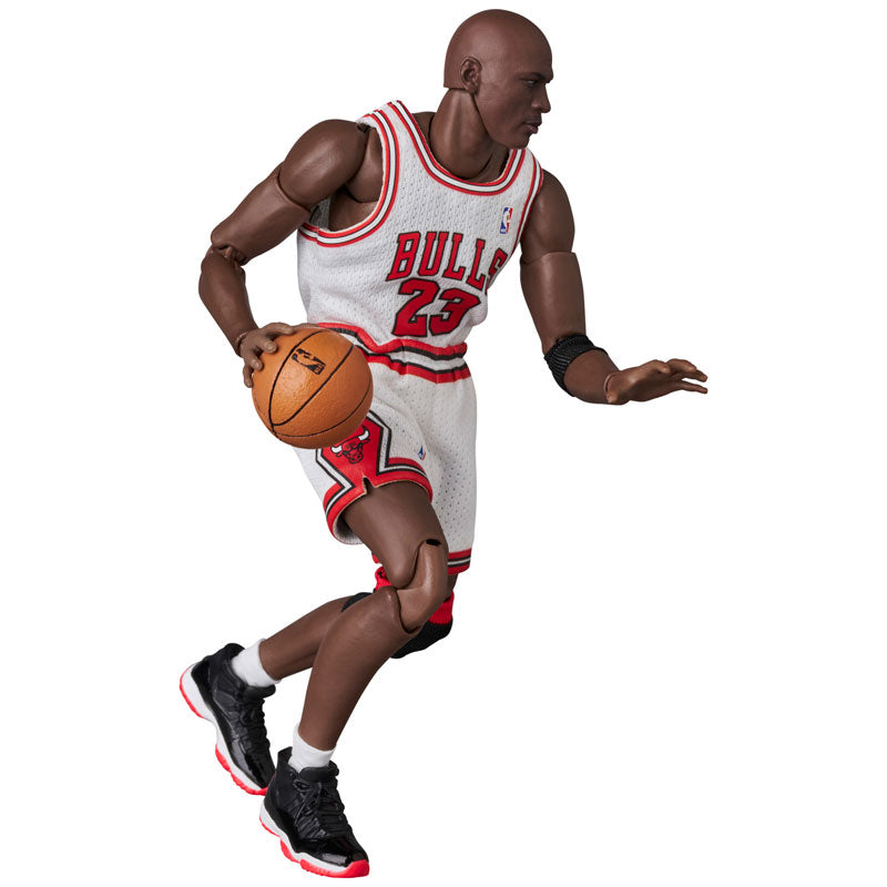 PRE-ORDER Medicom Toy - MAFEX No. 255 - NBA - Michael Jordan: Chicago Bulls HOME