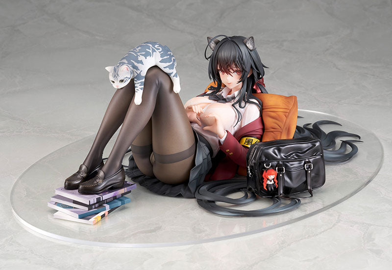 PRE-ORDER Alter - Azur Lane - Taihou: Sweet Time After School Ver. 1/7