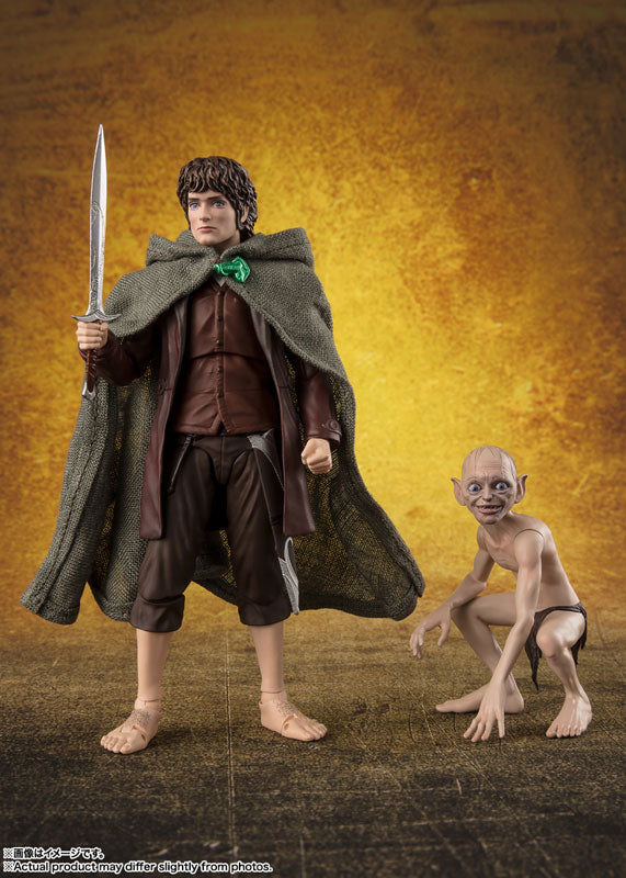 PRE-ORDER Bandai - S.H.Figuarts - The Lord of the Rings: The Fellowship of the Ring - Frodo Baggins ＆ Gollum