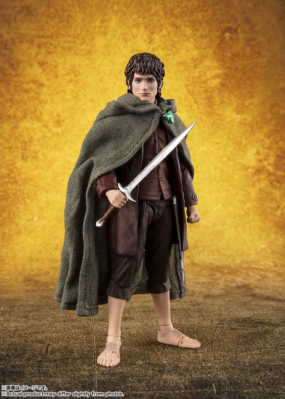 PRE-ORDER Bandai - S.H.Figuarts - The Lord of the Rings: The Fellowship of the Ring - Frodo Baggins ＆ Gollum