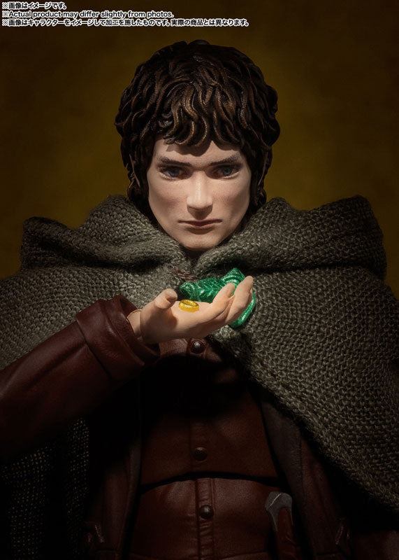 PRE-ORDER Bandai - S.H.Figuarts - The Lord of the Rings: The Fellowship of the Ring - Frodo Baggins ＆ Gollum