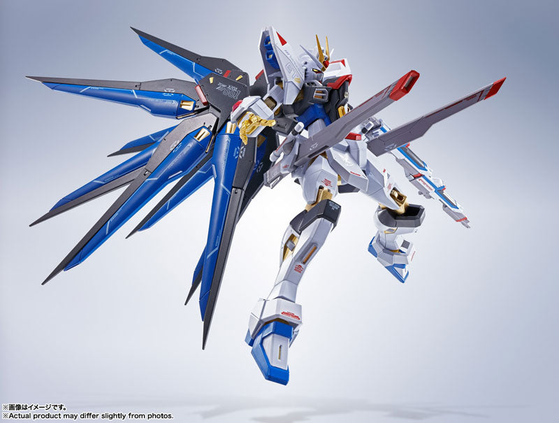 PRE-ORDER Bandai - Metal Robot Spirits SIDE MS - Mobile Suit Gundam SEED Destiny - Strike Freedom Gundam [Re:Coordinate]