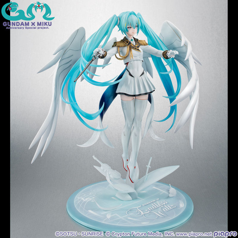 PRE-ORDER MegaHouse - Lucrea Mobile Suit Gundam 45th Anniversary x Hatsune Miku - Hatsune Miku x Wing Gundam Zero EW
