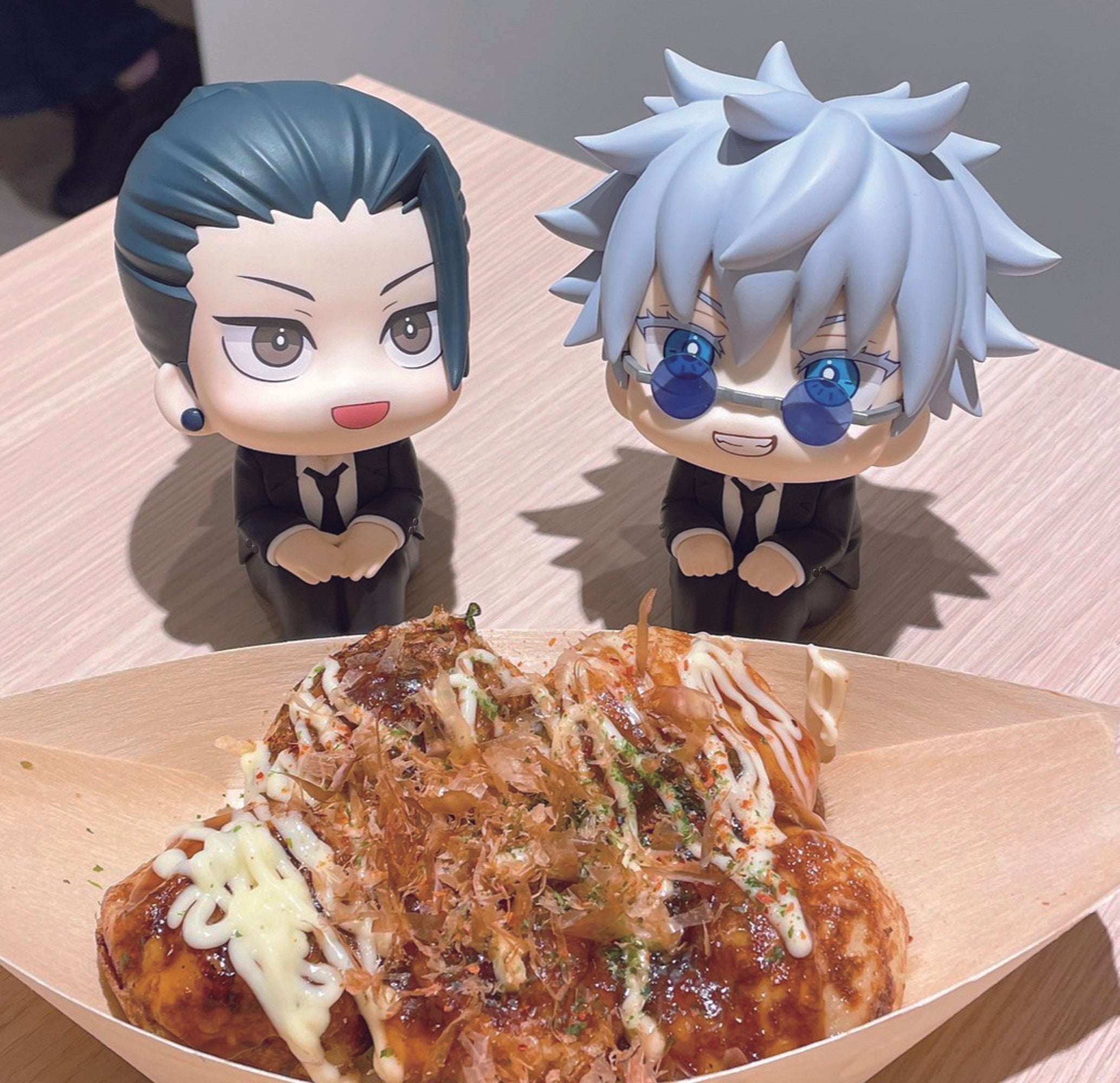 IN-STOCK MegaHouse - Look Up - Jujutsu Kaisen - Satoru Gojo & Suguru Geto: Suits Ver. Set [EXCLUSIVE]