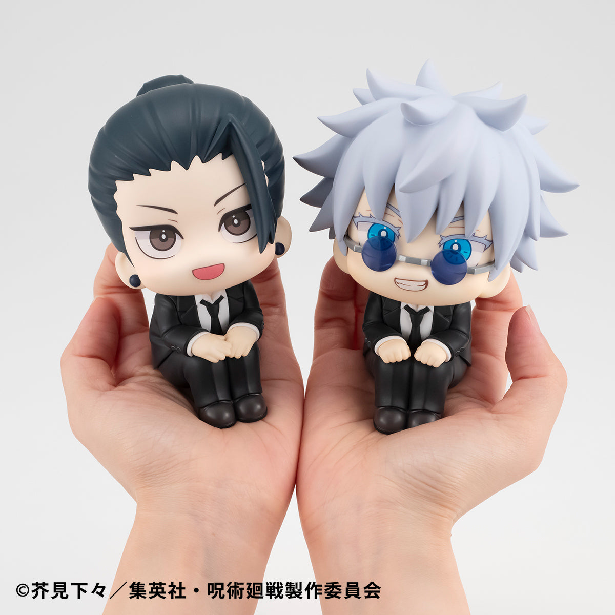 IN-STOCK MegaHouse - Look Up - Jujutsu Kaisen - Satoru Gojo & Suguru Geto: Suits Ver. Set [EXCLUSIVE]