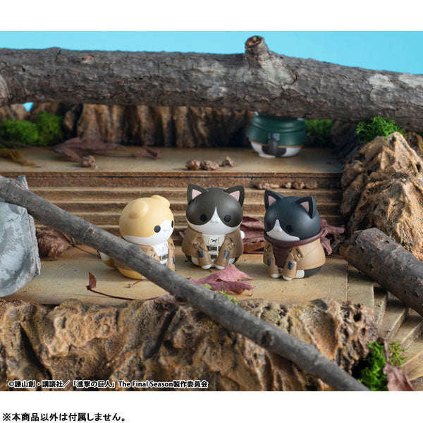 PRE-ORDER MegaHouse - MEGA CAT PROJECT Attack on Titan - Attack on Tinyan - Gathering Scout Regiment danyan! [January 2026] [Box of 8]