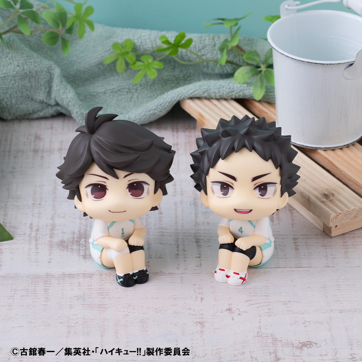 IN-STOCK MegaHouse - Look Up - Haikyuu!! - Toru Oikawa & Hajime Iwaizumi: Uniform Ver. Set [EXCLUSIVE]
