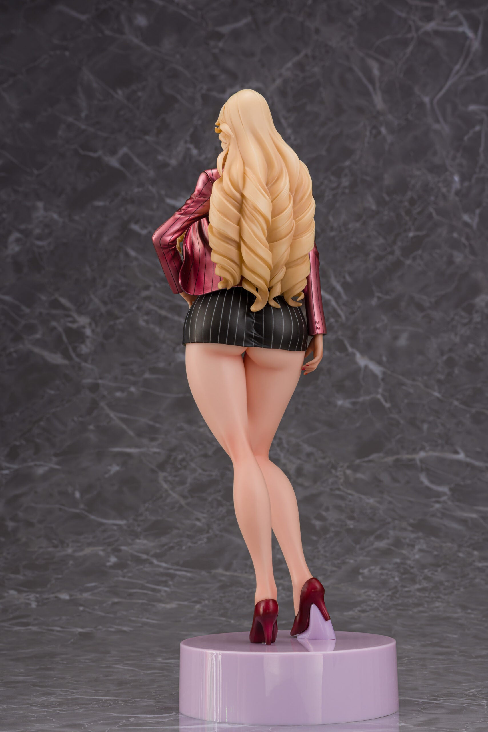SPECIAL ORDER Daiki Kougyou - Gal Ane Shachou to Harem Office - Nishigori Ai: Red Suit Ver.: Wholesome Ver. 1/7 [JP]