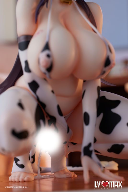 PRE-ORDER LEVEL MAX - Cow Pattern Bikini Senpai Kokufu 1/6