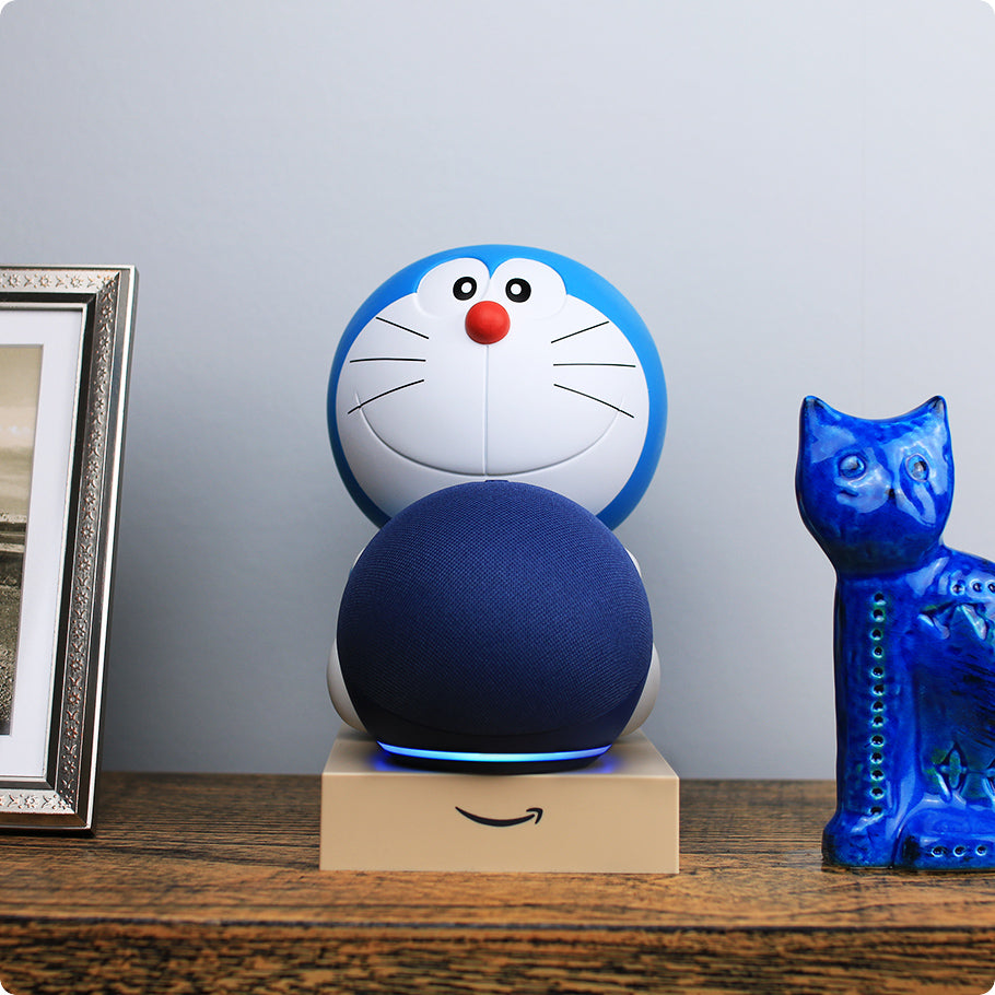 BACK-ORDER Gourmandise - Echo Dot/Pop Dedicated Doraemon Stand
