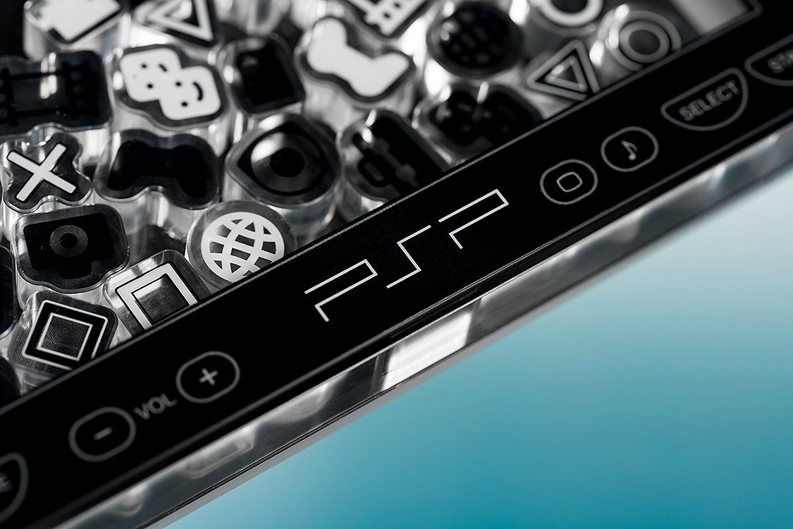 PRE-ORDER Good Smile Company - PSP™ (PlayStation™Portable) Rattle Acrylic Stand: Black Ver.