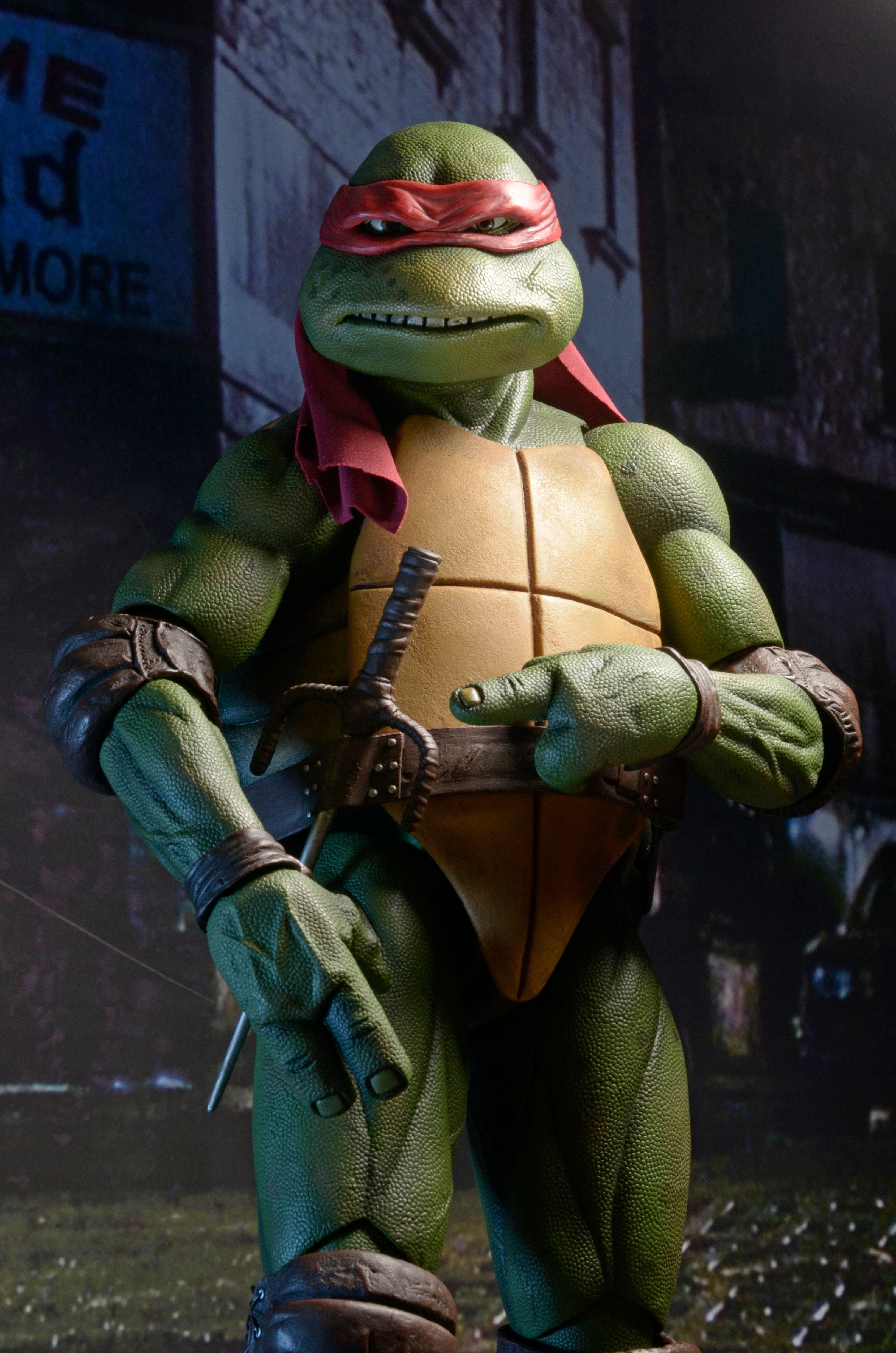 PRE-ORDER NECA - 16.5-inch Action Figure - TMNT(1990 Movie) – Raphael 1/4 [July 2024 Release]
