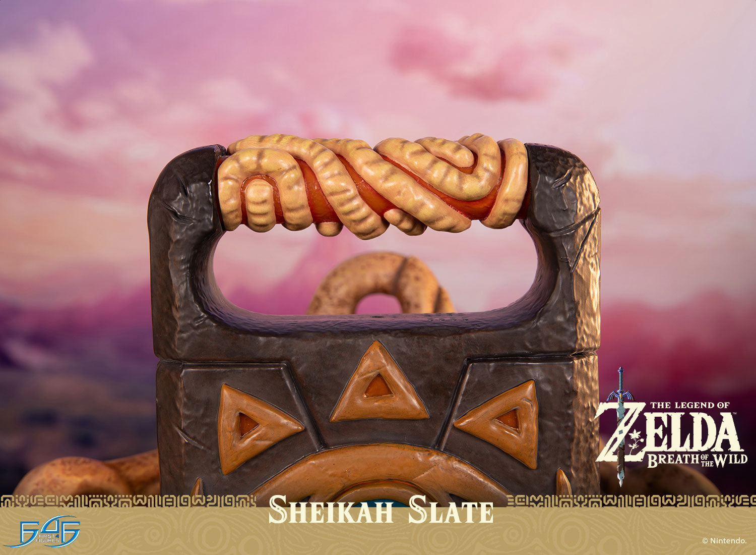 PRE-ORDER First4Figures - The Legend of Zelda: Breath of the Wild - Sheikah Slate