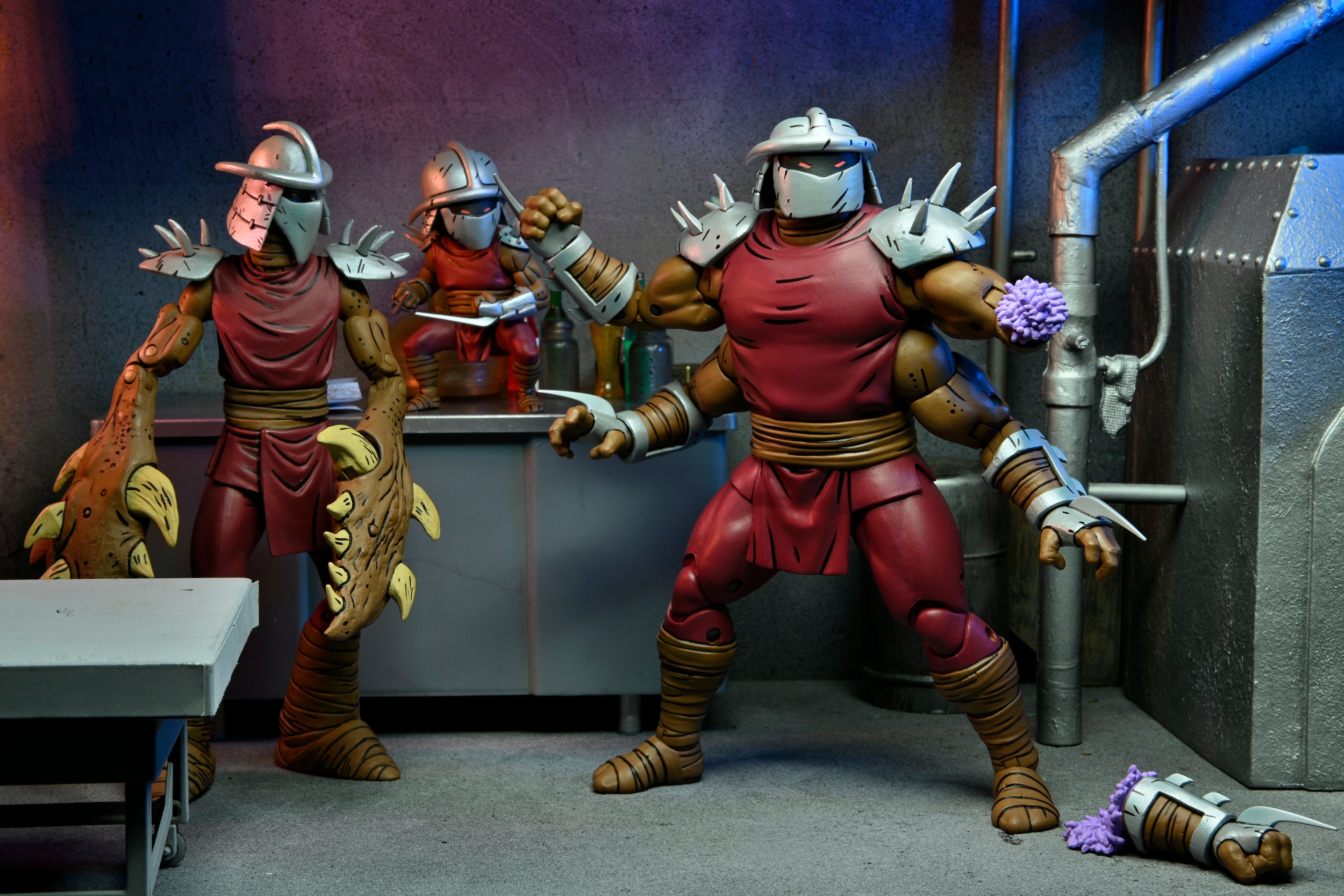 PRE-ORDER 7-inch Action Figure - TMNT: Mirage Comics - Deluxe Shredder Clone & Mini Shredder