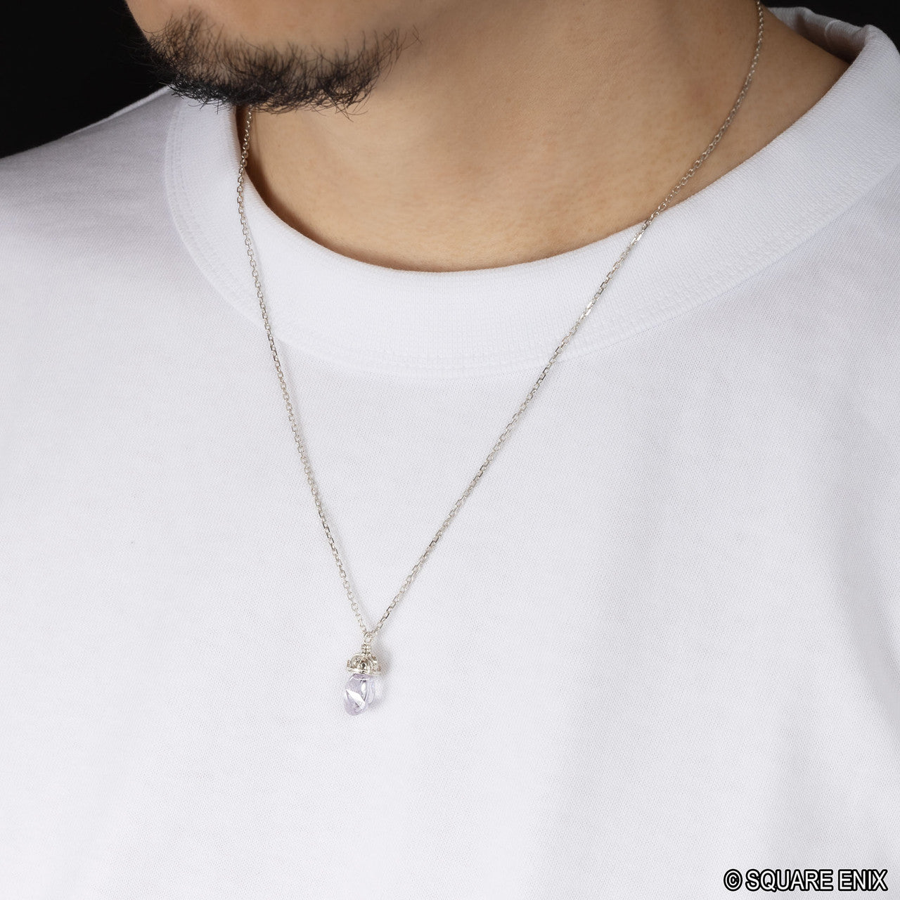 PRE-ORDER Square Enix - Final Fantasy IX Silver Necklace - Garnet