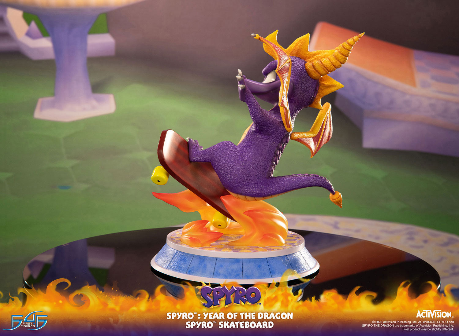 PRE-ORDER First4Figures - Spyro™: Year of the Dragon - Spyro™ Skateboard