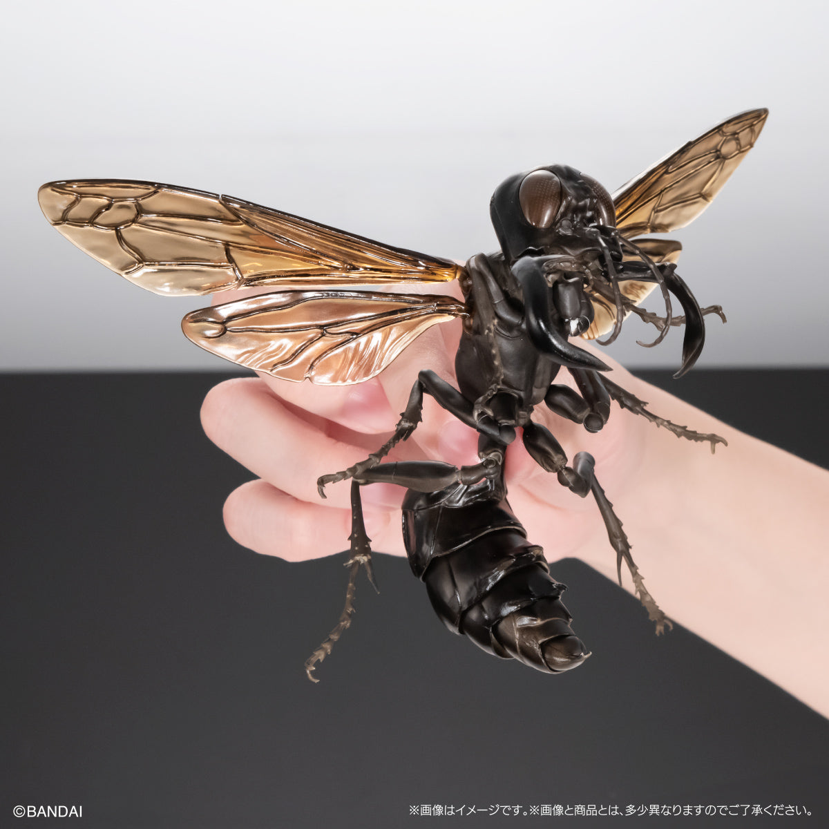 PRE-ORDER Bandai - The Diversity of Life on Earth - Wasp 02 Megala Garuda Display Stand Set [EXCLUSIVE]