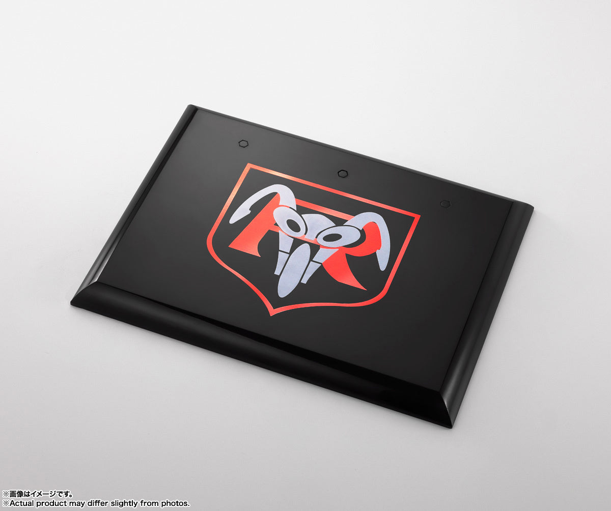 PRE-ORDER Bandai - S.H.Figuarts Shinkocchou Seihou - Kamen Rider - New Kamen Rider 1: Eikou no Showa Rider Edition (w/First Press Limited Base)