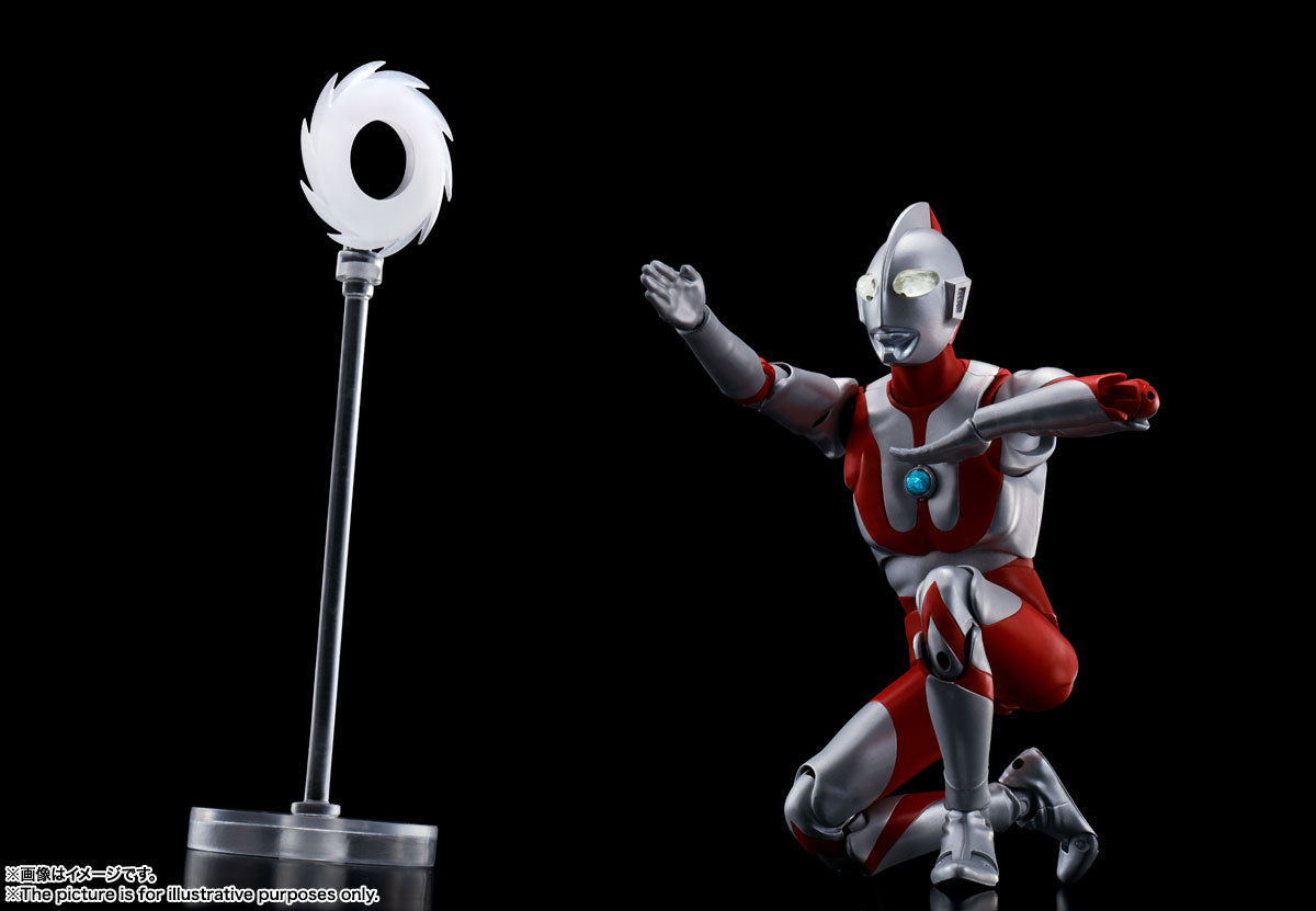 PRE-ORDER Bandai - S.H.Figuarts Shinkocchou Seihou - Ultramn - Ultraman Reproduction Edition