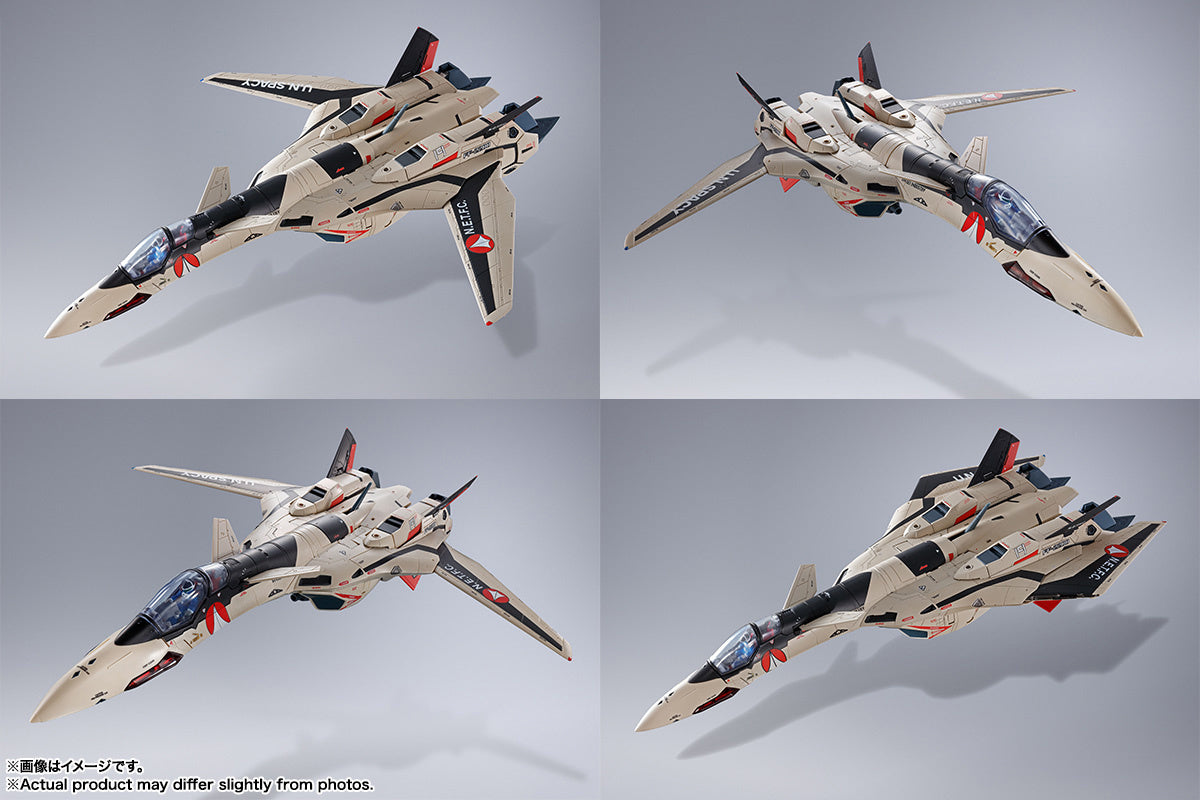 PRE-ORDER Bandai - DX Chogokin - Macross Plus - YF-19 Excalibur: Isamu Dyson Use