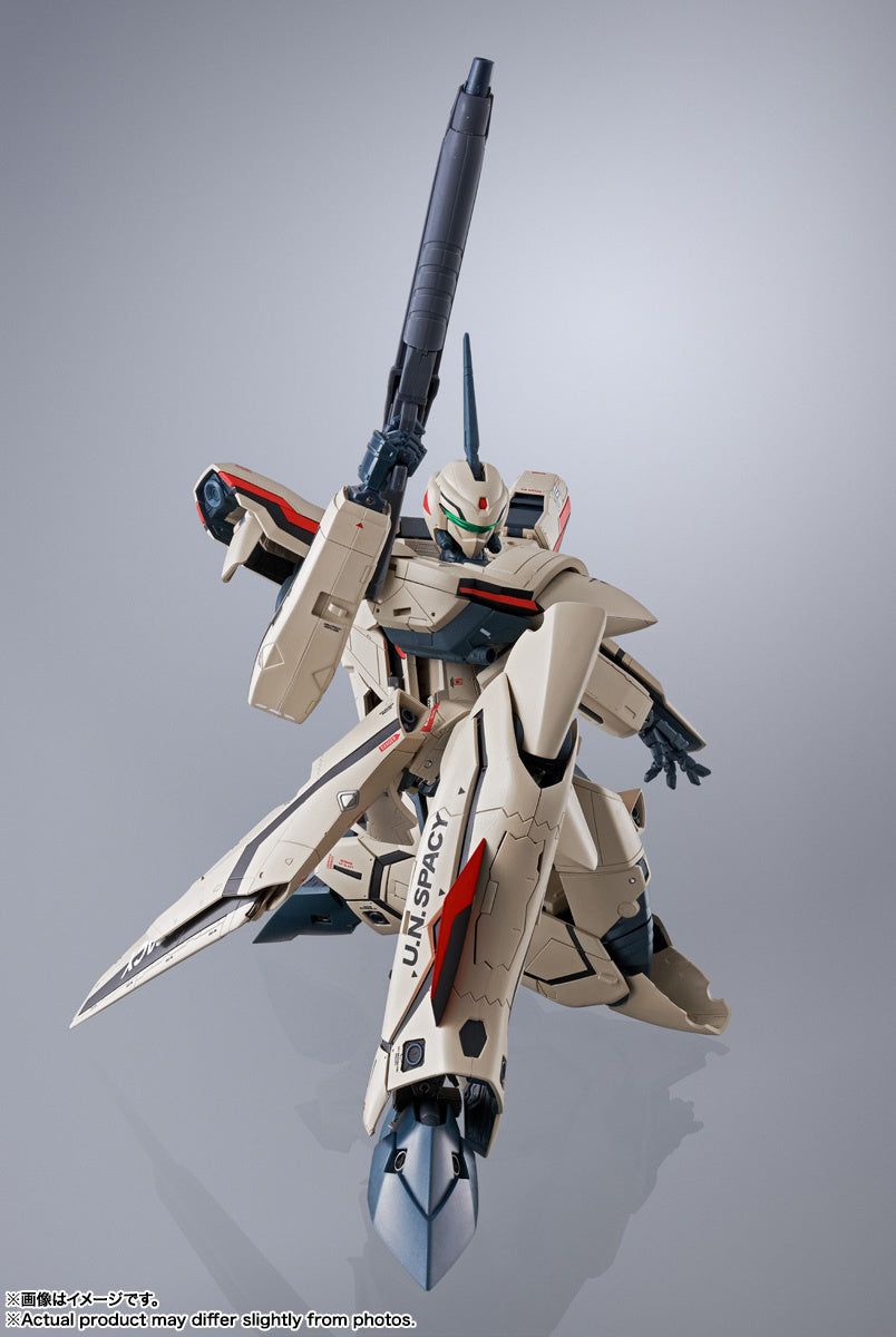 PRE-ORDER Bandai - DX Chogokin - Macross Plus - YF-19 Excalibur: Isamu Dyson Use