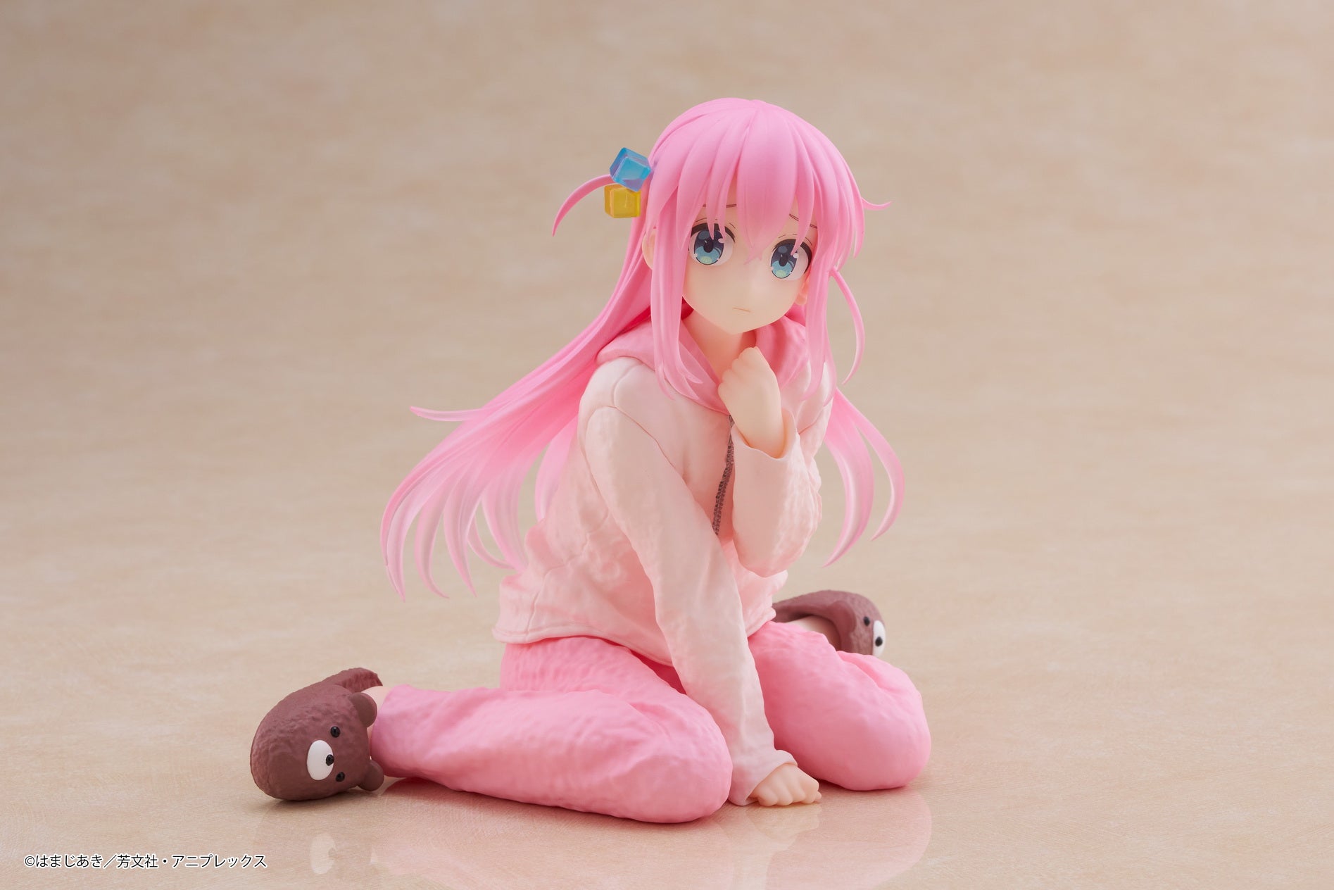 PRE-ORDER Taito - Bocchi the Rock! Desktop Cute Figure - Hitori Gotoh: Room Wear Ver.