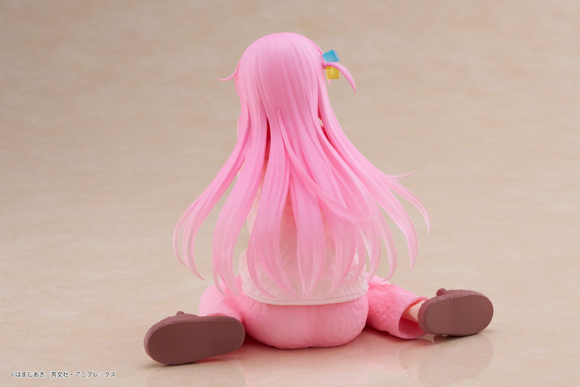 PRE-ORDER Taito - Bocchi the Rock! Desktop Cute Figure - Hitori Gotoh: Room Wear Ver.