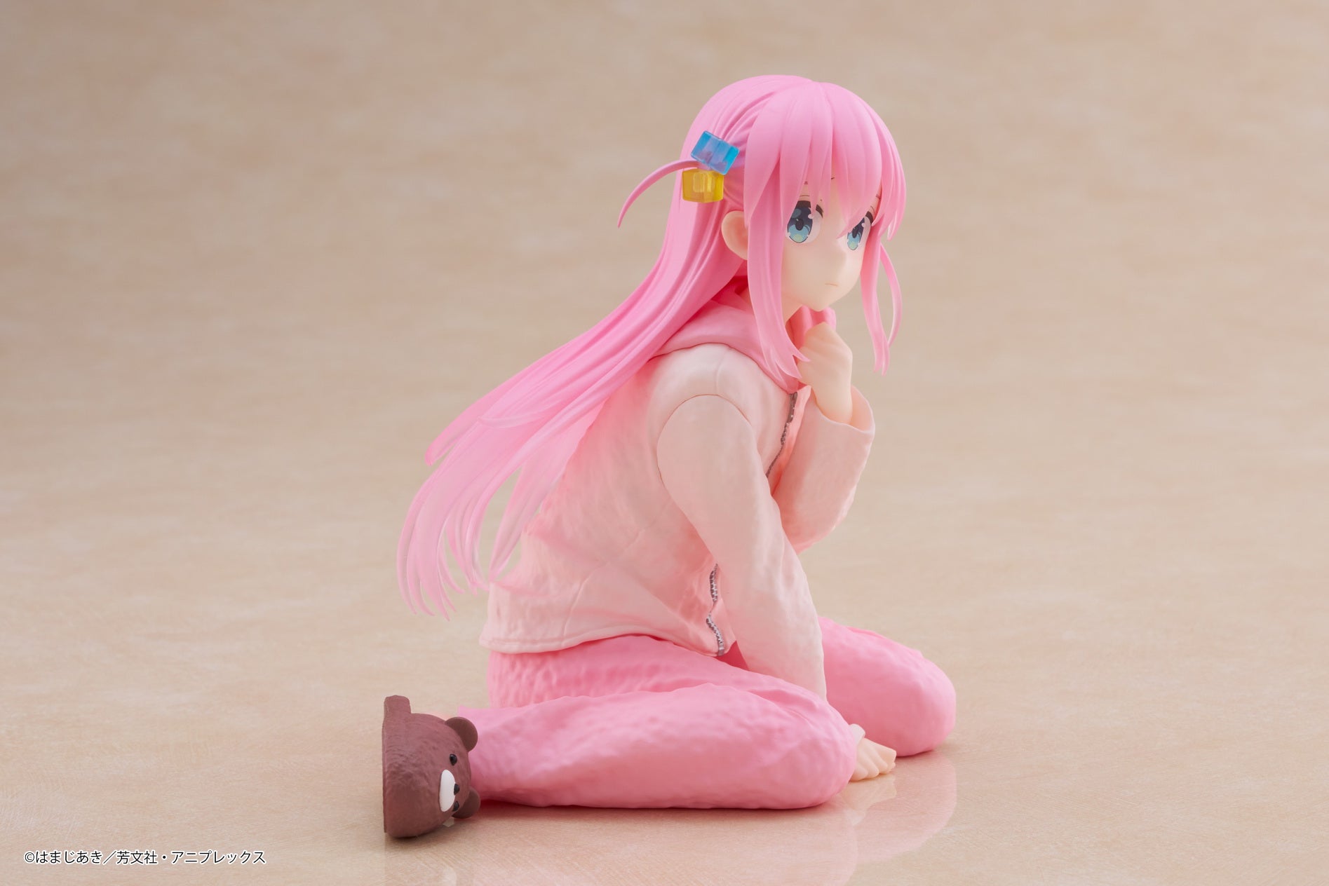PRE-ORDER Taito - Bocchi the Rock! Desktop Cute Figure - Hitori Gotoh: Room Wear Ver.