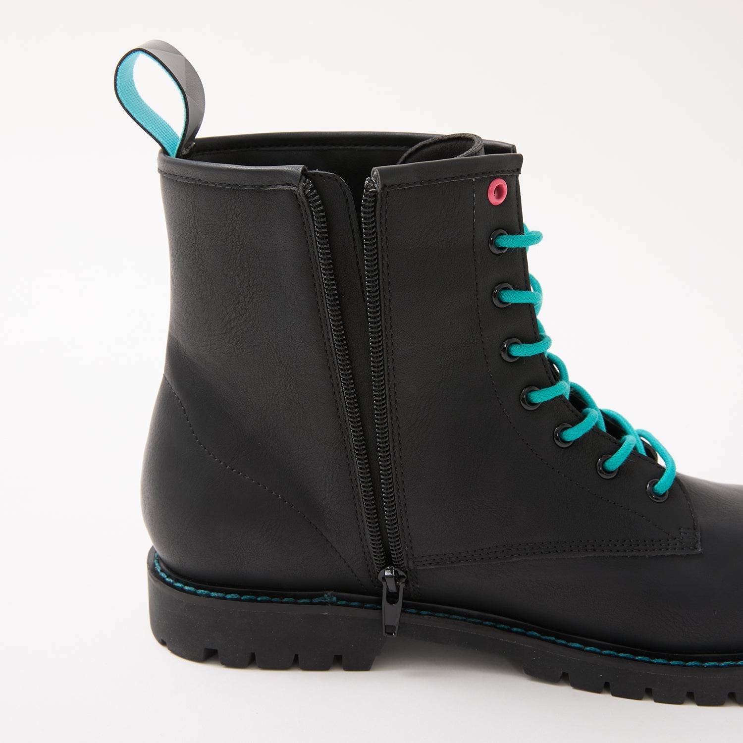 SPECIAL ORDER Super Groupies - Vocaloid - Hatsune Miku Model Boots [EXCLUSIVE]