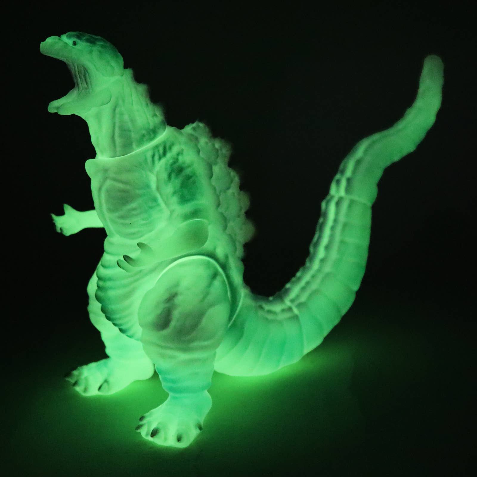 SPECIAL ORDER CCP - MSS Godzilla EX Vol.19 - Shin Godzilla - Godzilla (2016): Luminous Purple Ver. [JP]