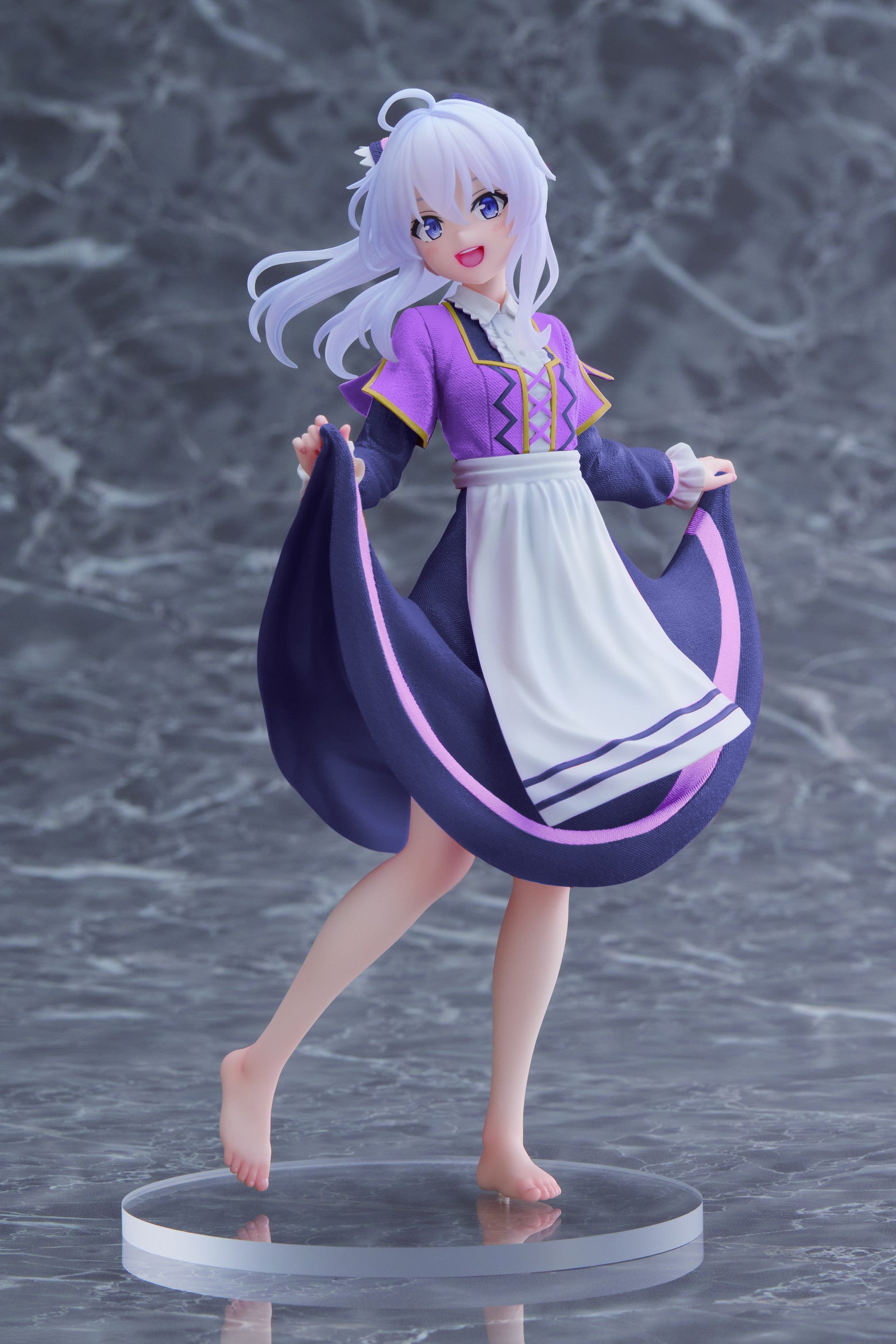 IN-STOCK Taito - Wandering Witch: The Journey of Elaina Coreful Figure - Elaina: Grape-Stomping Girl Ver. Renewal Edition