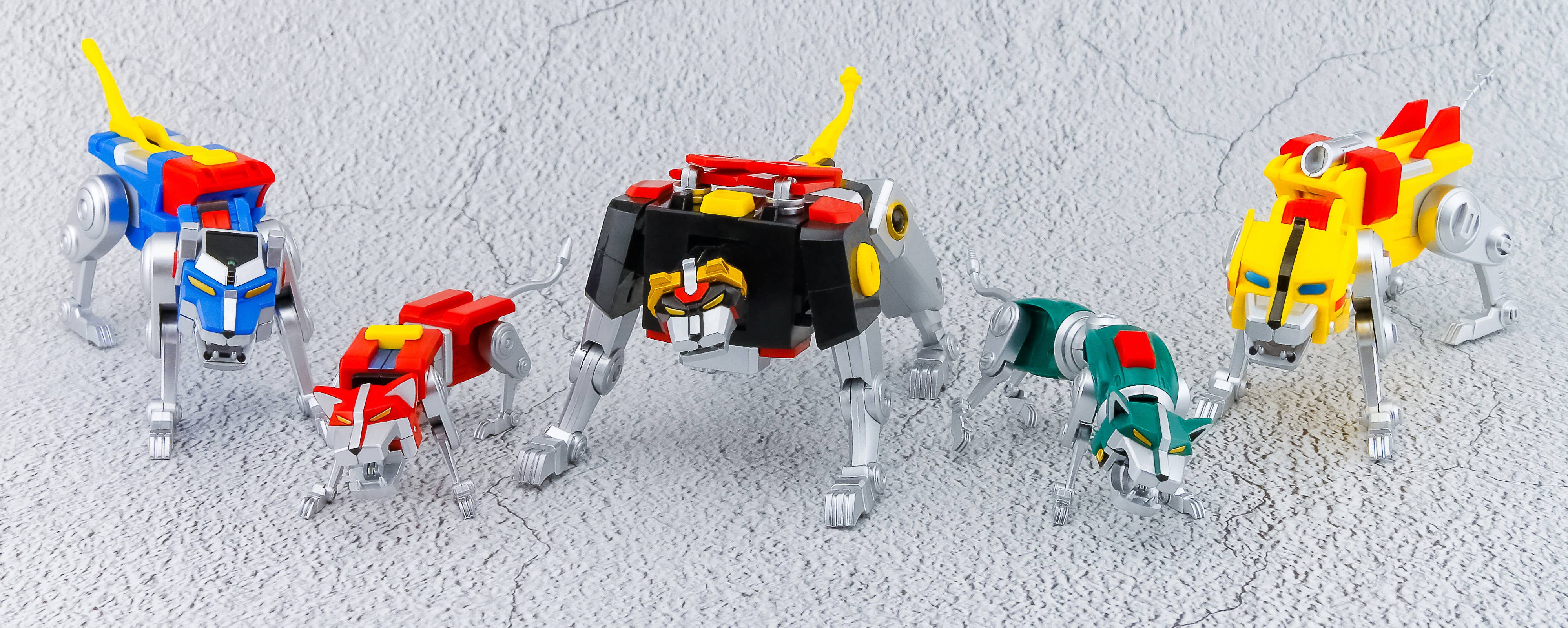 SPECIAL ORDER ACTION TOYS - Mini Action - Voltron Lion Force [JP]