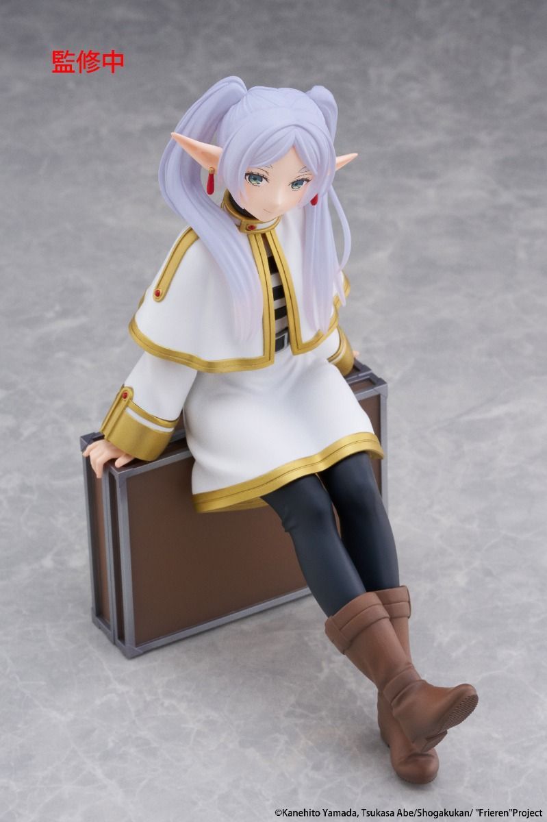 PRE-ORDER TAITO - Frieren: Beyond Journey's End Desktop Cute Figure - Frieren: Trunk Case Ver. [August 2026]