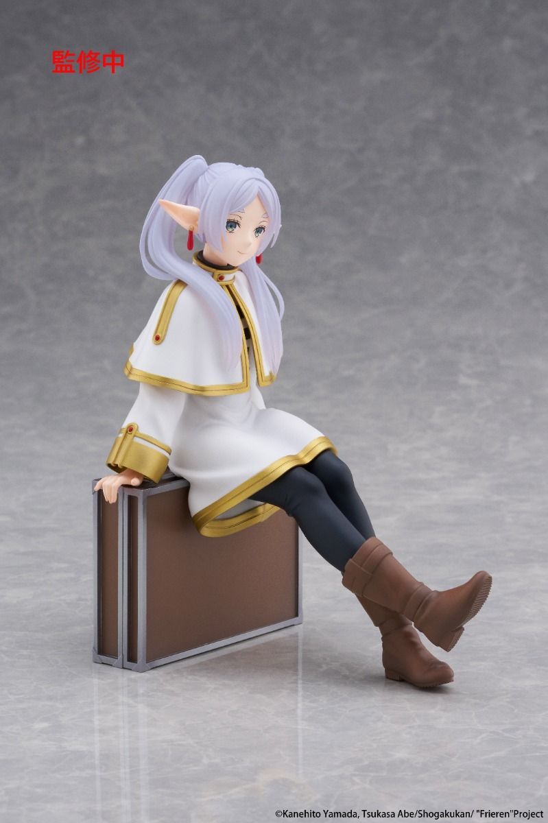 PRE-ORDER TAITO - Frieren: Beyond Journey's End Desktop Cute Figure - Frieren: Trunk Case Ver. [August 2026]